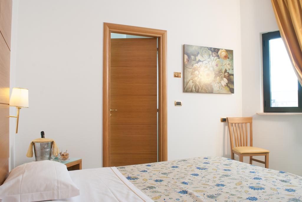 קאסוריה City Hotel מראה חיצוני תמונה