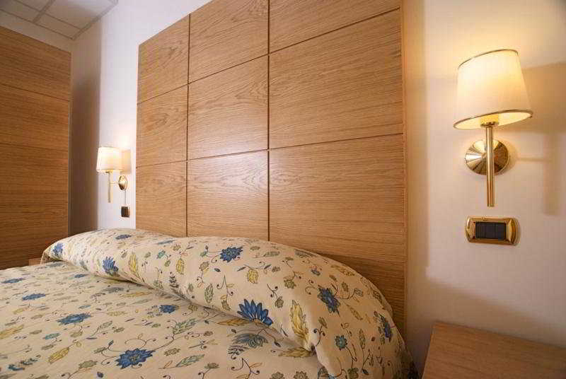 קאסוריה City Hotel מראה חיצוני תמונה