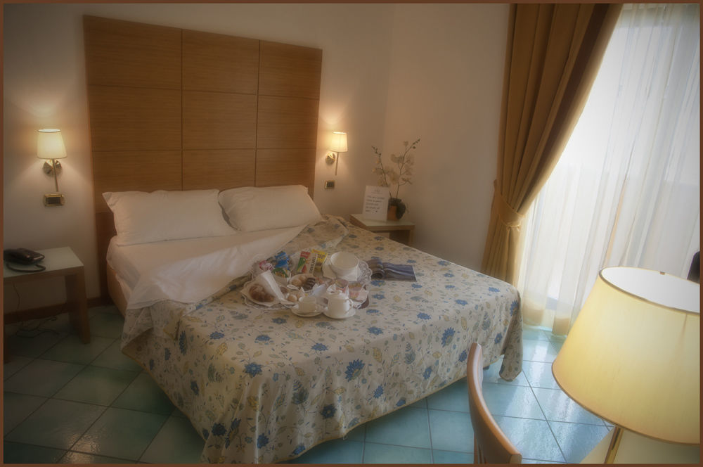 קאסוריה City Hotel מראה חיצוני תמונה