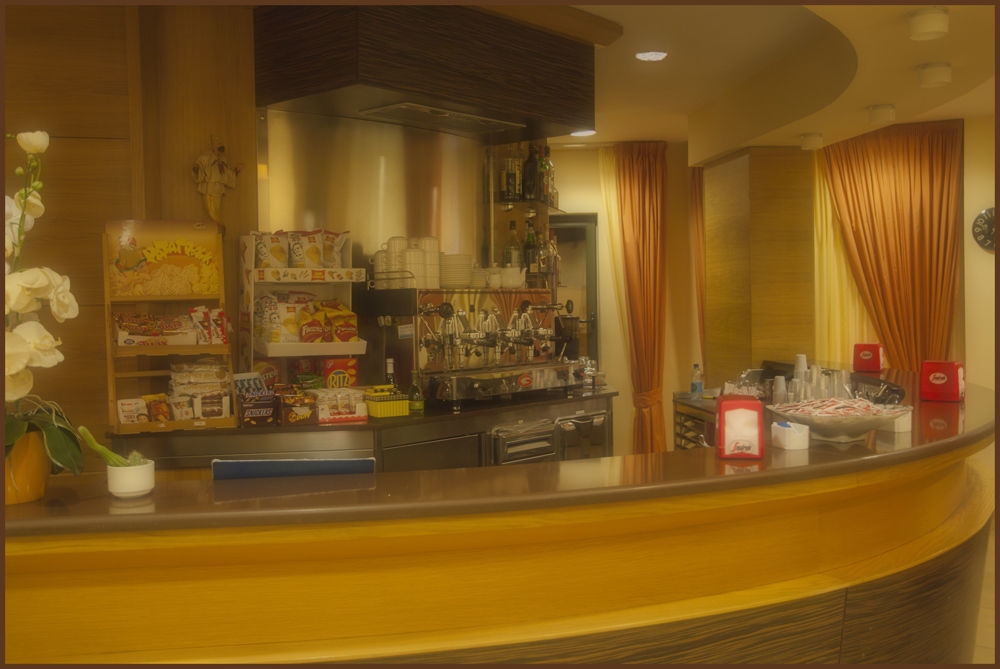 קאסוריה City Hotel מראה חיצוני תמונה