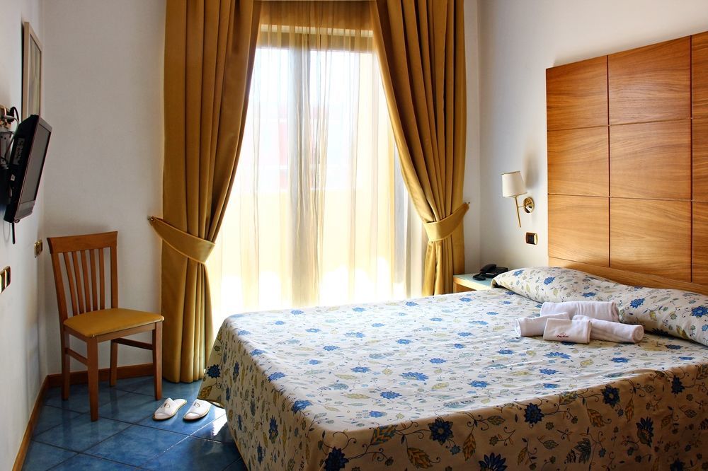 קאסוריה City Hotel מראה חיצוני תמונה